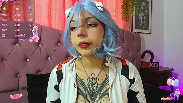 kaoriabyzz  online show from April 10, 8:59 pm