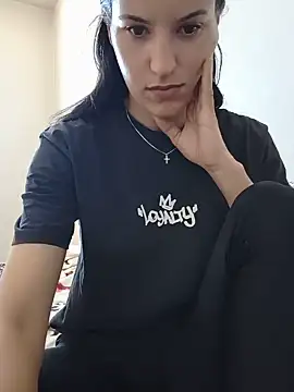 geany200 online show from May 24, 1:43 pm