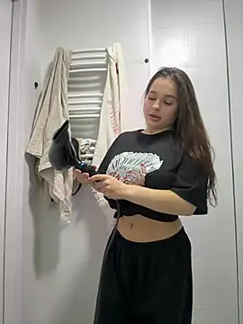 MonikaLoveXx online show from April 6, 11:55 am