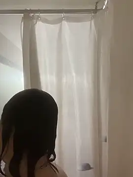 MiaKittyx0 online show from May 20, 12:51 am