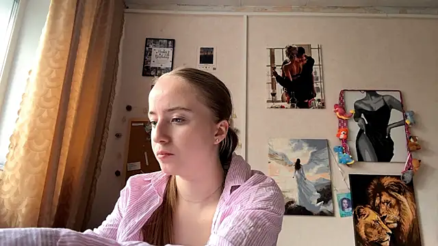 SabinaHaggen online show from April 28, 1:37 pm