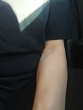 sara 41 online show from July 6, 3:03 pm