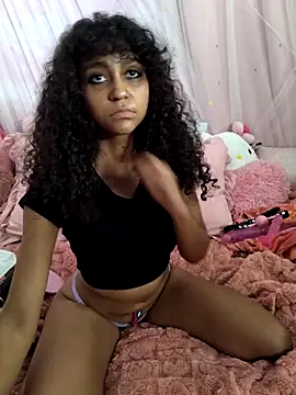mia hart online show from June 19, 3:11 am