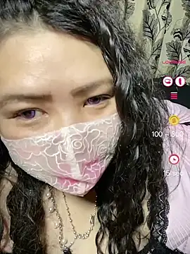 xoxAZU-KICHIxox online show from May 6, 8:13 pm