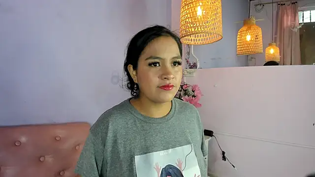 AprilMiiller online show from April 24, 1:47 pm