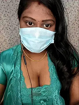 Romantic Woman online show from April 30, 8:03 pm