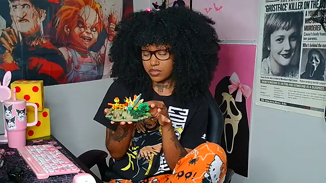 spookiebaddie online show from July 9, 7:27 pm
