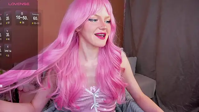 LaurenWaite online show from April 6, 3:57 pm