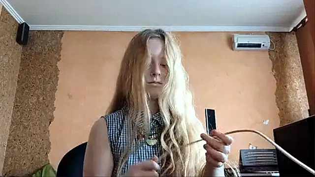 KateVibe 01 online show from May 24, 2:10 am
