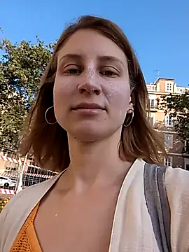 Julialexxxx online show from June 26, 6:25 am