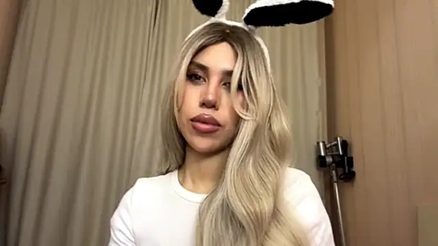 Elizamyr online show from April 5, 9:58 pm