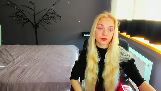 SonnySofia online show from April 29, 5:43 am