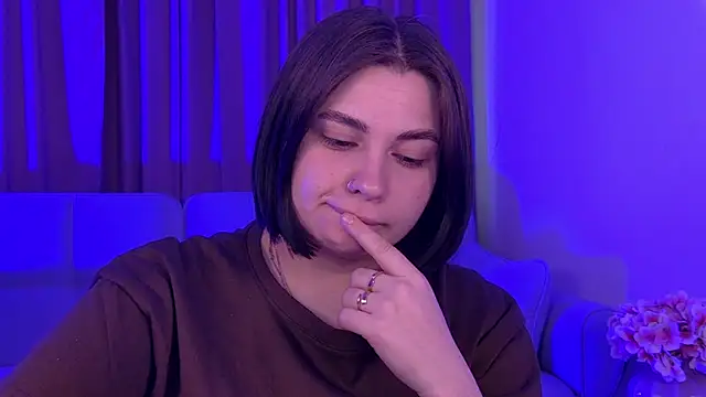 AdrianaToress online show from May 20, 2:08 am