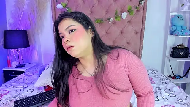 ROSELEI  online show from May 21, 1:09 pm