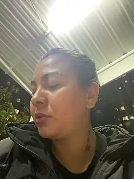 Lcamilagarcia online show from May 10, 2:57 am