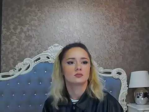 Ivy Quin online show from April 22, 4:20 am