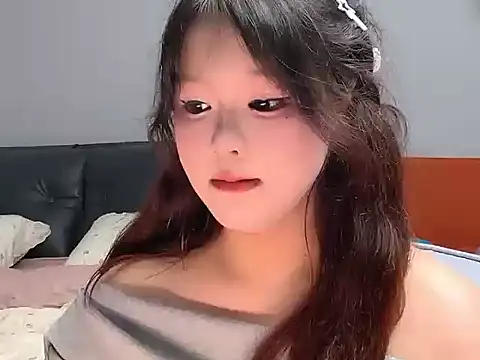 MiaDaily online show from April 8, 11:34 am