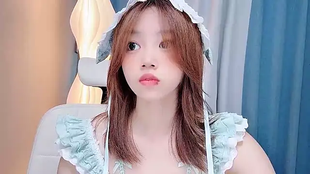 Lilababy00 online show from June 27, 4:35 am