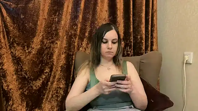 SakuraBliss  online show from June 19, 2:31 pm
