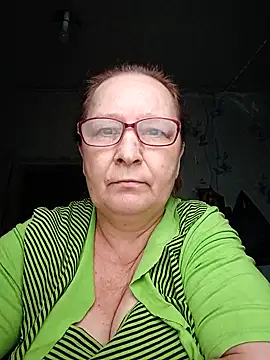 IngaLuna48 online show from April 8, 9:55 am