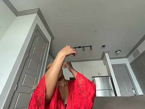 Tia Lovely online show from May 7, 6:22 pm