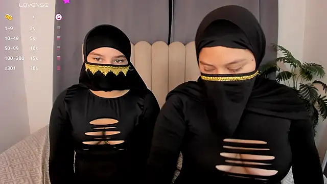 aziza dalila02 online show from April 17, 3:19 am