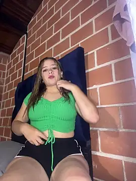 jade06  online show from May 21, 1:14 am