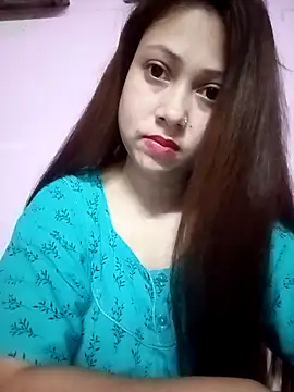 Hot Soniya 08 online show from May 6, 6:45 pm