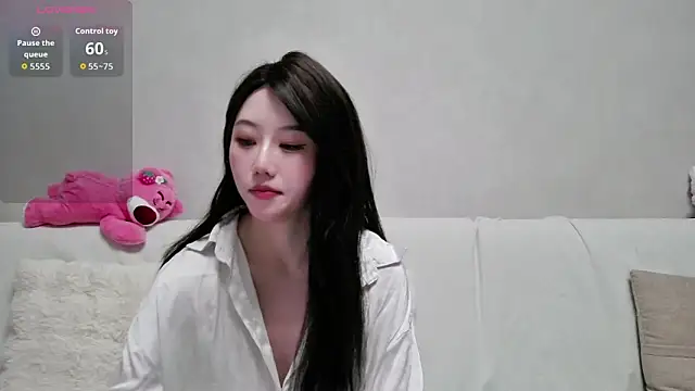 LUNYI-CC online show from May 8, 11:46 am