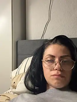 AriannaCruse online show from April 17, 10:23 pm