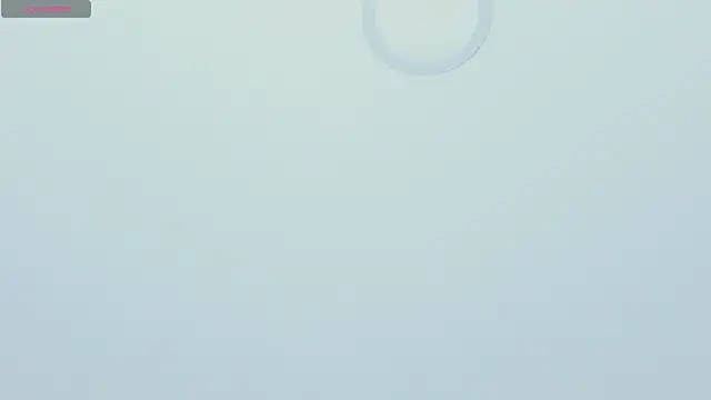 Sophie Ross18 online show from April 14, 3:50 am