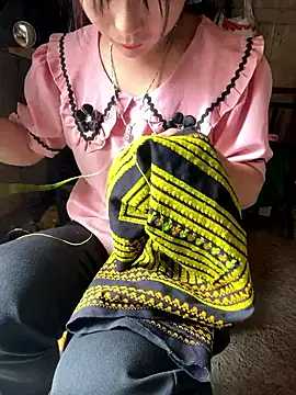 Maianly online show from April 17, 2:35 am