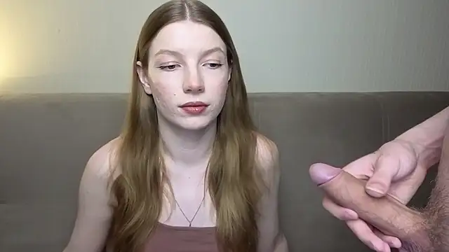 -Kamiko  online show from April 13, 4:19 pm