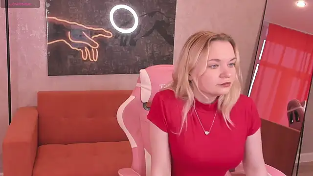 Adriana Sweett online show from April 21, 1:42 am