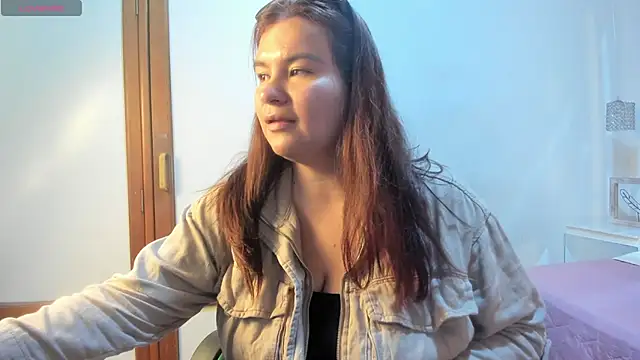SarahQ65 online show from April 21, 1:29 pm