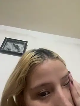 Aliss Taylor1 online show from May 2, 1:47 pm