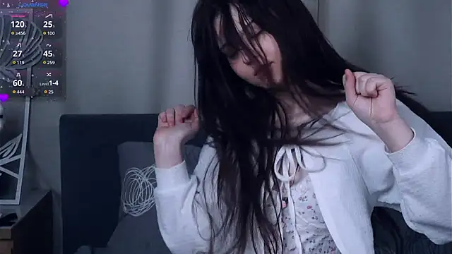 ReynaGrinvalsky online show from May 24, 8:35 am