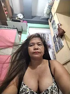 FILIPINAPUSSYPINAY online show from May 29, 2:37 pm