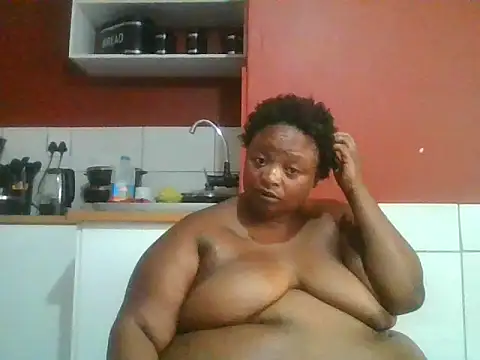 SweetBelly1 online show from April 14, 8:47 am