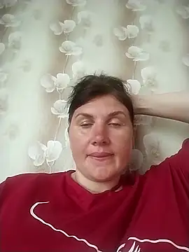 SaraDeer31 online show from April 28, 1:04 pm