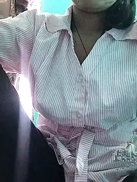 Liviya  225   online show from April 13, 11:44 am