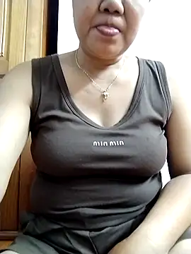  Min sexy  online show from June 1, 3:25 pm
