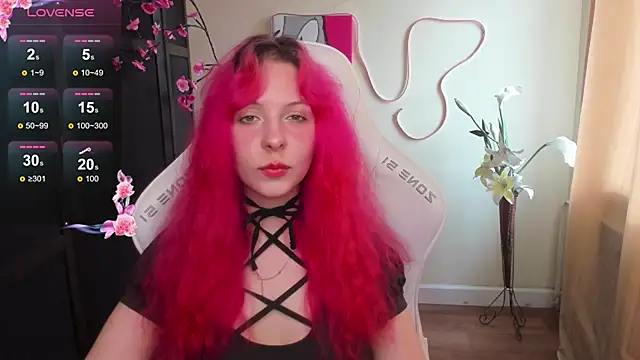 InfernoKitten online show from May 10, 1:40 am