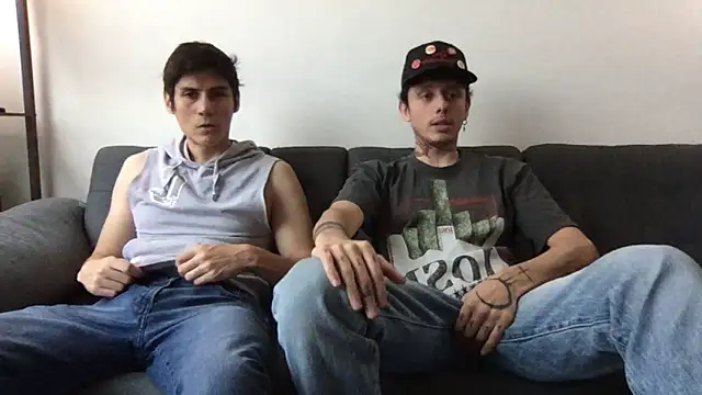 Chrixtopherobin online show from April 28, 8:57 pm