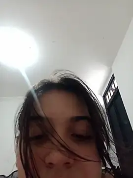 rosemilkbobs online show from May 30, 8:38 pm