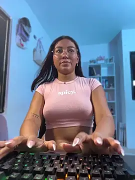 Daliaseren online show from April 17, 3:03 pm