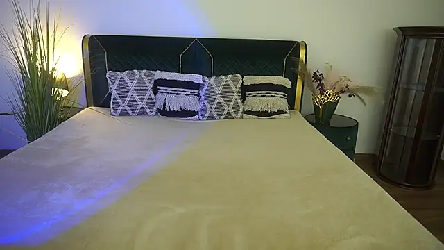DominikaFire online show from June 17, 5:42 am