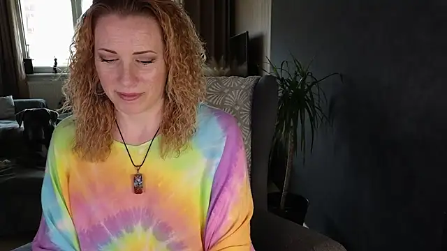 Sharon Red online show from June 3, 3:39 pm