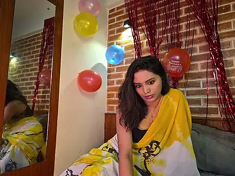 jellyyynspicyyy online show from July 5, 5:40 pm