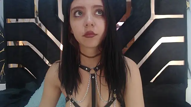amberblackcs01 online show from May 16, 4:39 pm